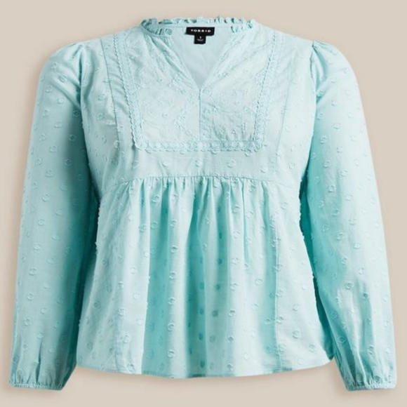Torrid Blue Eyelet Clip Dot Top- Size 2X NWT - Picture 1 of 9